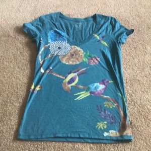 T-shirt with birds and flowers